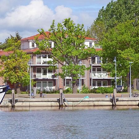Hafennahe Penthousewohnung Mit Meerblick - Hafenresidenz Lauterbach Fewo 2-7 Eksteriør billede