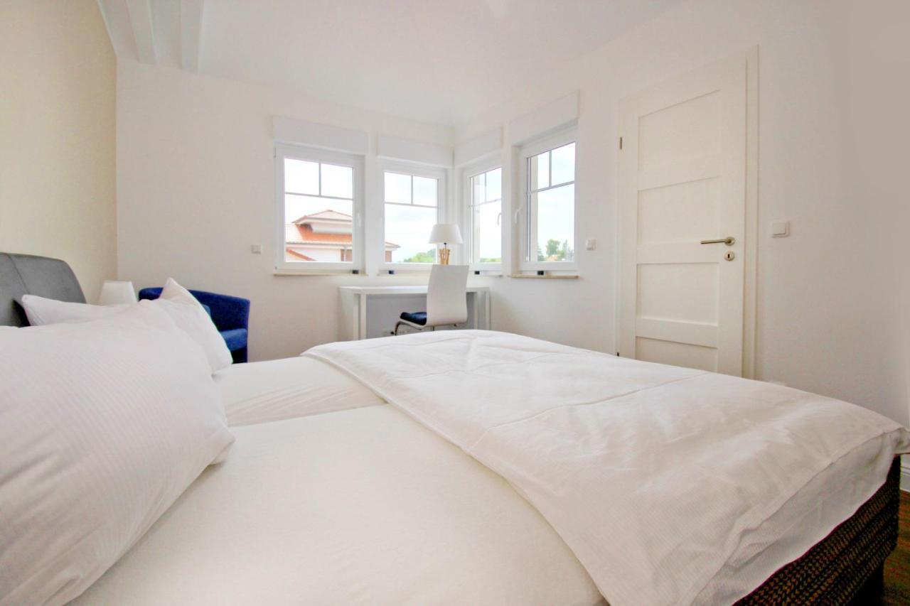 Hafennahe Penthousewohnung Mit Meerblick - Hafenresidenz Lauterbach Fewo 2-7 Eksteriør billede